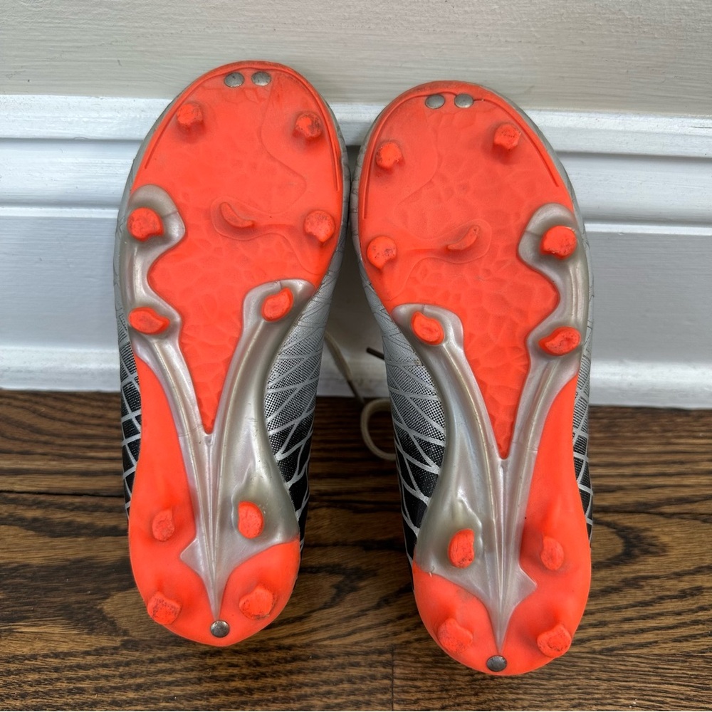 Outdoor Soccer Cleats - Picture 4 of 4